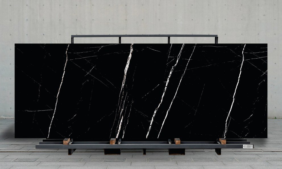 Colonial Black Full HD Slab